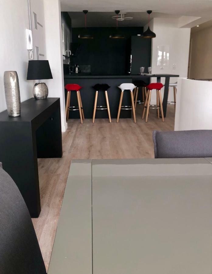 Penthouse Cassis Apartment Екстериор снимка